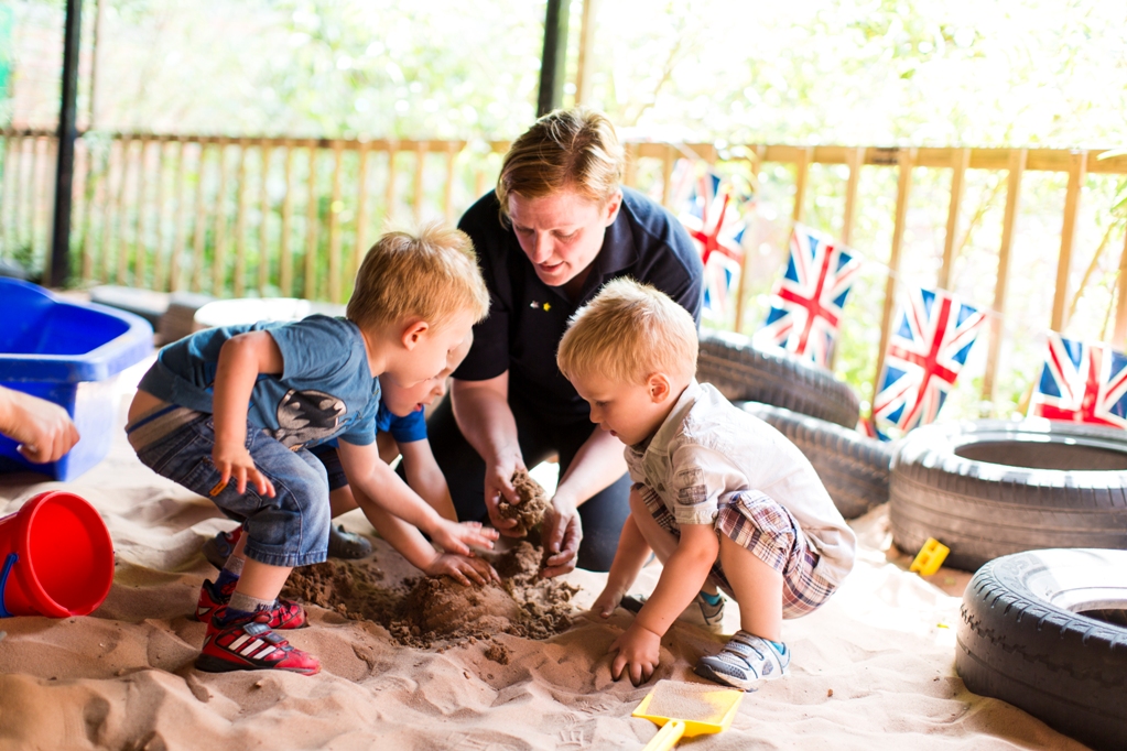 Working In A Day Nursery Or PreSchool Early Years Careers