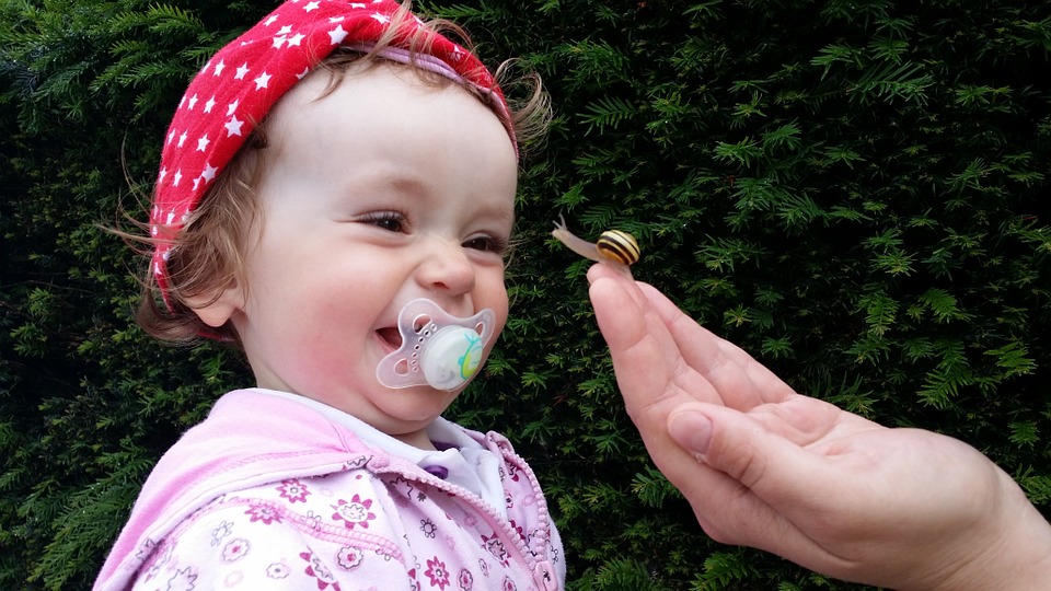 4 Top Tips To Stop Your Child Using A Dummy Early Years Careers
