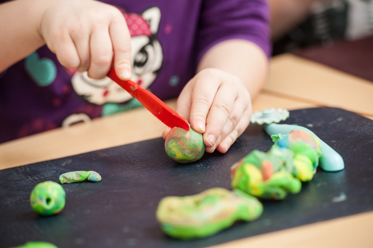how-do-i-make-playdough-top-5-playdough-recipes-early-years-careers