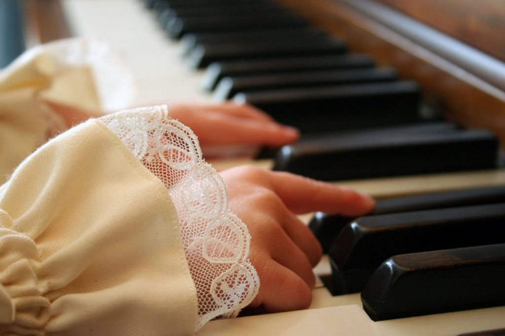 Link Between Learning the Piano and Language Development